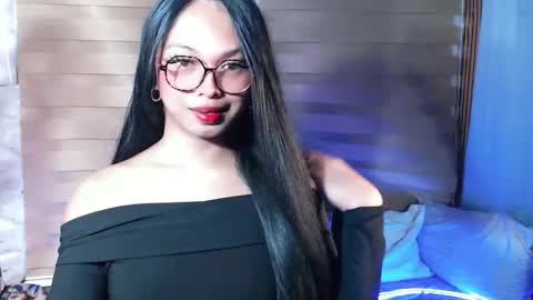 CALL ME LIANNA online show from February 27, 5:16 pm