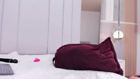 Lia obrien online show from March 11, 3:47 am