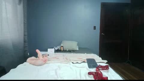 LiaOrtiz online show from January 20, 10:59 pm