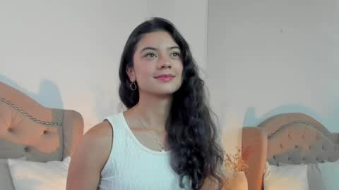 liarave online show from April 8, 9:40 pm