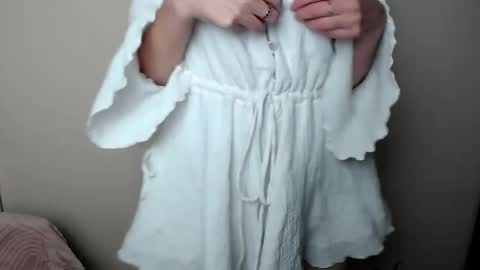 Lia online show from February 7, 1:14 pm