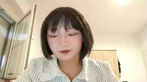 Molly online show from July 17, 4:42 pm