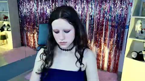Hey My name is Lida online show from July 20, 10:39 am