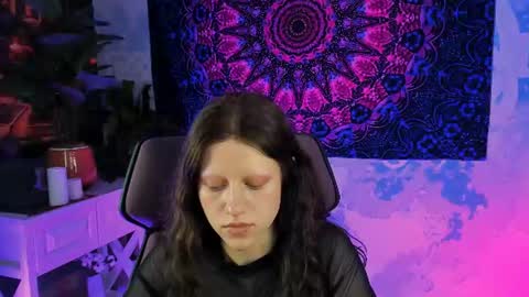Hey My name is Lida online show from July 19, 10:07 am