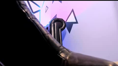 Hey My name is Lida online show from June 6, 9:04 am