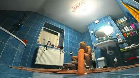 Lightworker online show from December 5, 12:14 am