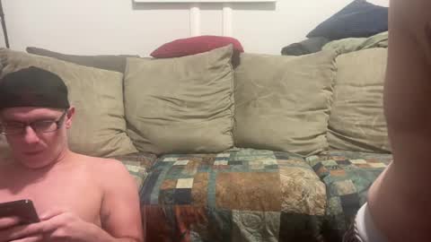 Snapshot of lighteye12489275 chatting on October 2, 1:48 am lighteye12489275 online show from October 2, 1:48 am