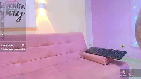 Lily online show from May 31, 6:09 pm