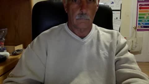 likefhot online show from May 25, 4:24 pm
