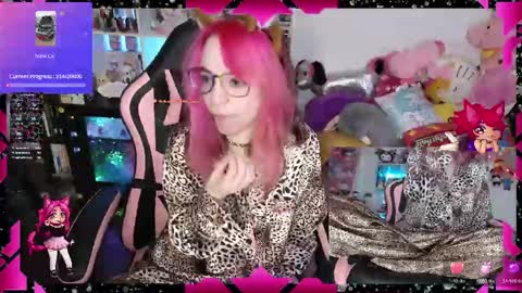 LikeMyAshe online show from April 12, 7:45 am