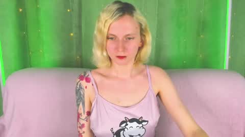 likilip online show from April 18, 8:38 am