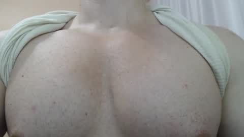 Snapshot of likwidator84 chatting on October 8, 1:02 am Maximus online show from October 8, 1:02 am