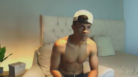 lil online show from January 9, 7:30 pm