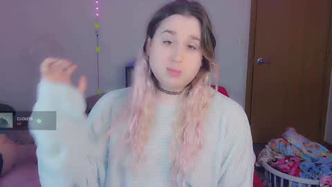 Snapshot of lil_alison_heart chatting on December 20, 2:37 pm Lil Alison Heart online show from December 20, 2:37 pm