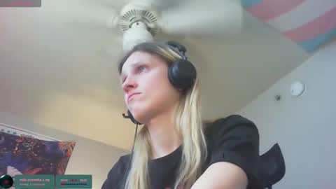 lil gemmie online show from January 14, 5:32 pm