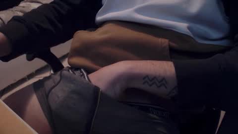 lil_j_ online show from October 14, 7:50 pm