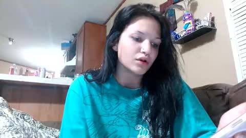 lil_luluvert online show from April 13, 5:00 am