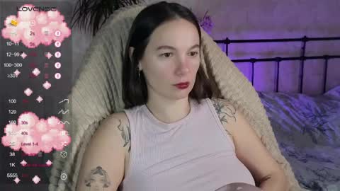 little moon online show from April 18, 7:07 pm