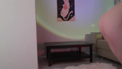 INST Lil happines s online show from October 26, 11:33 am