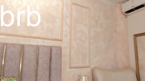 lila bailey  online show from September 18, 8:13 pm