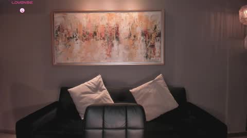 Lila West online show from October 28, 11:33 am