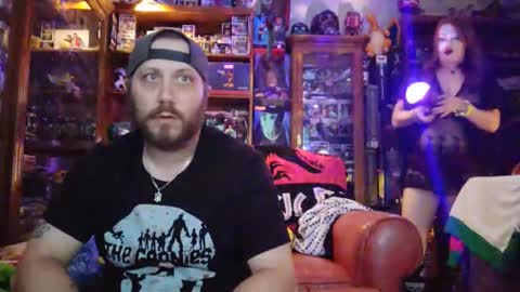 lilbatt online show from January 8, 7:14 am