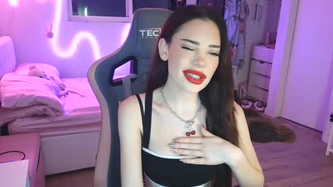 lilbina online show from October 4, 4:32 am