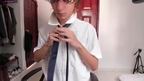 Daniel online show from December 16, 7:53 pm