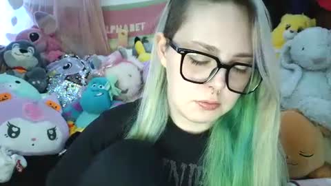 emily ryanson online show from January 2, 7:18 pm