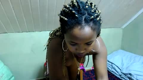 liliah online show from February 15, 3:50 pm