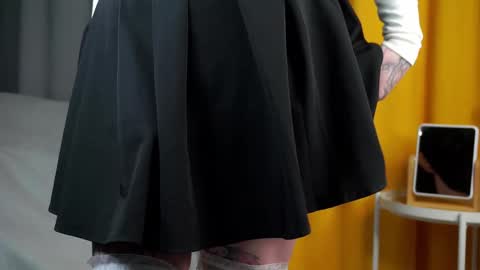 Anika online show from September 20, 1:25 pm