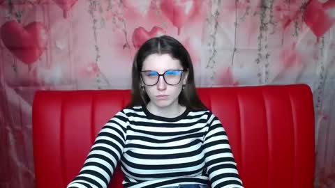 lilianashine online show from March 18, 12:00 pm