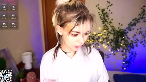 Lilian online show from December 20, 8:32 am