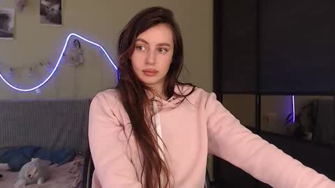 Lilu online show from September 16, 7:00 am