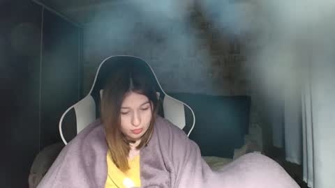 liliawoolf online show from November 30, 5:25 am