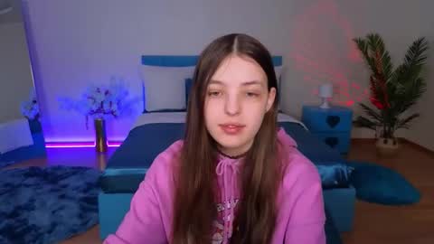 Lili Bakery online show from March 30, 3:39 am