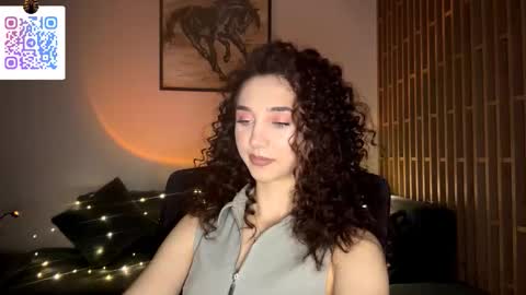 Lina online show from March 1, 10:36 pm