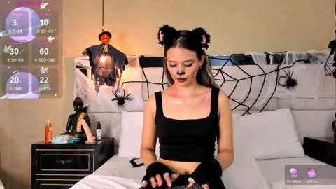 LilyJensen online show from October 21, 6:44 pm