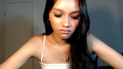 Chloe online show from February 21, 4:21 pm