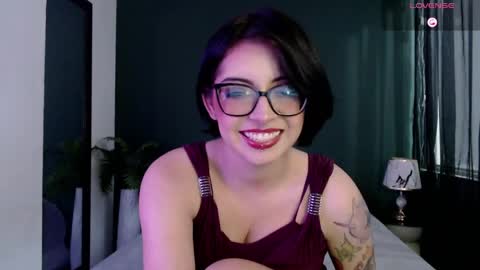 lilith online show from April 9, 1:09 am