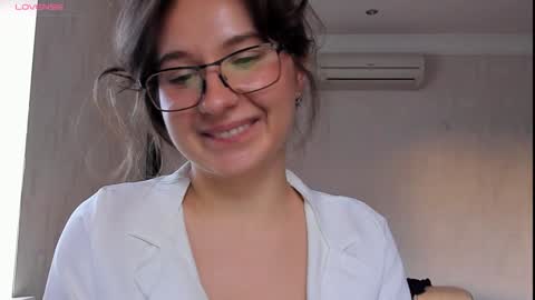 lilith online show from December 15, 8:41 am