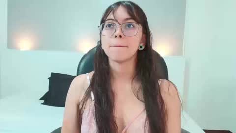 Snapshot of lilith_rose6 chatting on September 23, 3:06 pm Lilith online show from September 23, 3:06 pm