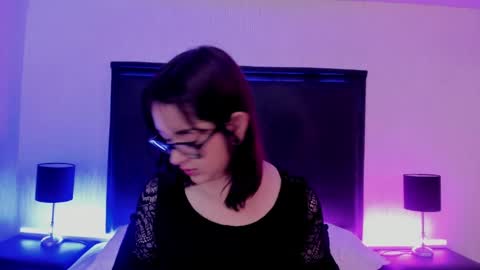 LilithBluum  online show from April 16, 11:21 am