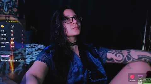 lilithmystic01 online show from May 17, 10:19 pm