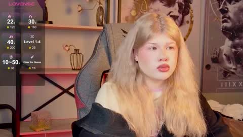 LilithNelson online show from March 2, 7:15 am