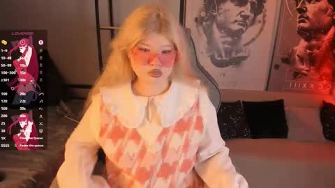 LilithNelson online show from September 15, 8:54 pm