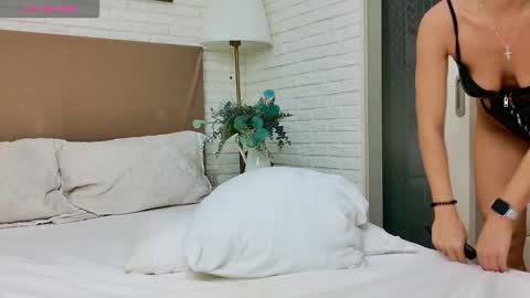 Emeli online show from November 13, 7:00 am