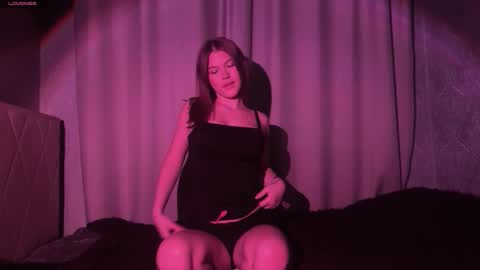 Karyn online show from March 5, 5:44 pm