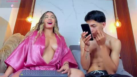 lillian_lee1 online show from April 19, 6:43 pm