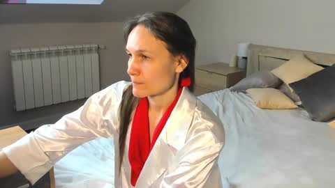 lillian_white1 online show from February 15, 11:06 am